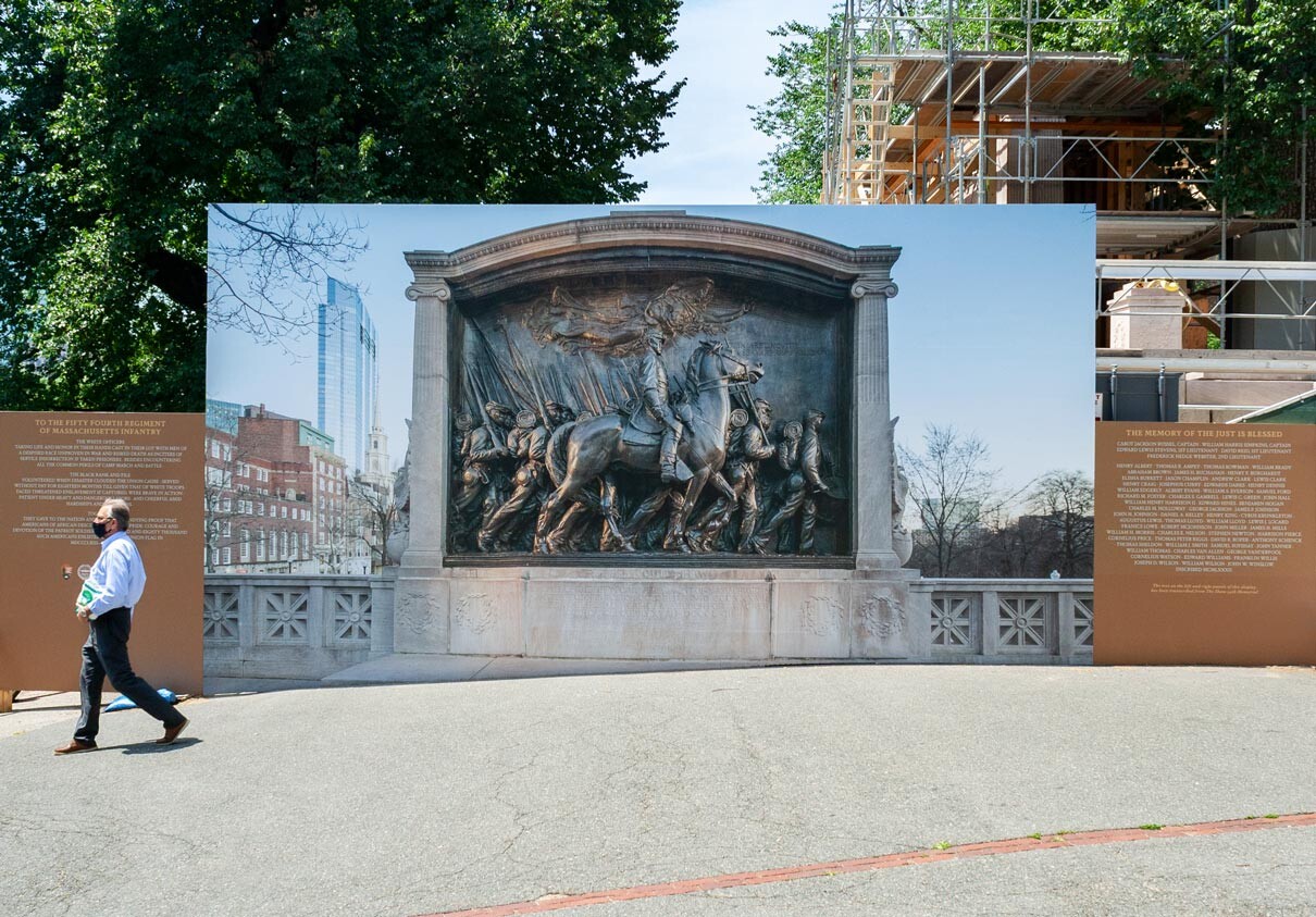 Life-size mockup of the memorial meant to be refurbished